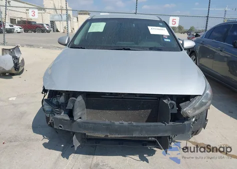 2018 Hyundai Elantra Gt z USA, uszkodzony, nr VIN KMHH35LE2JU013918